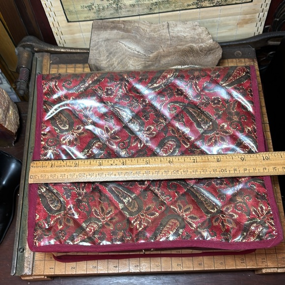 Travel Makeup Cosmetics Jewelry Bag Red Paisley Quilt Large 10”Lx8.25”Wx4”D GUC - Picture 8 of 17